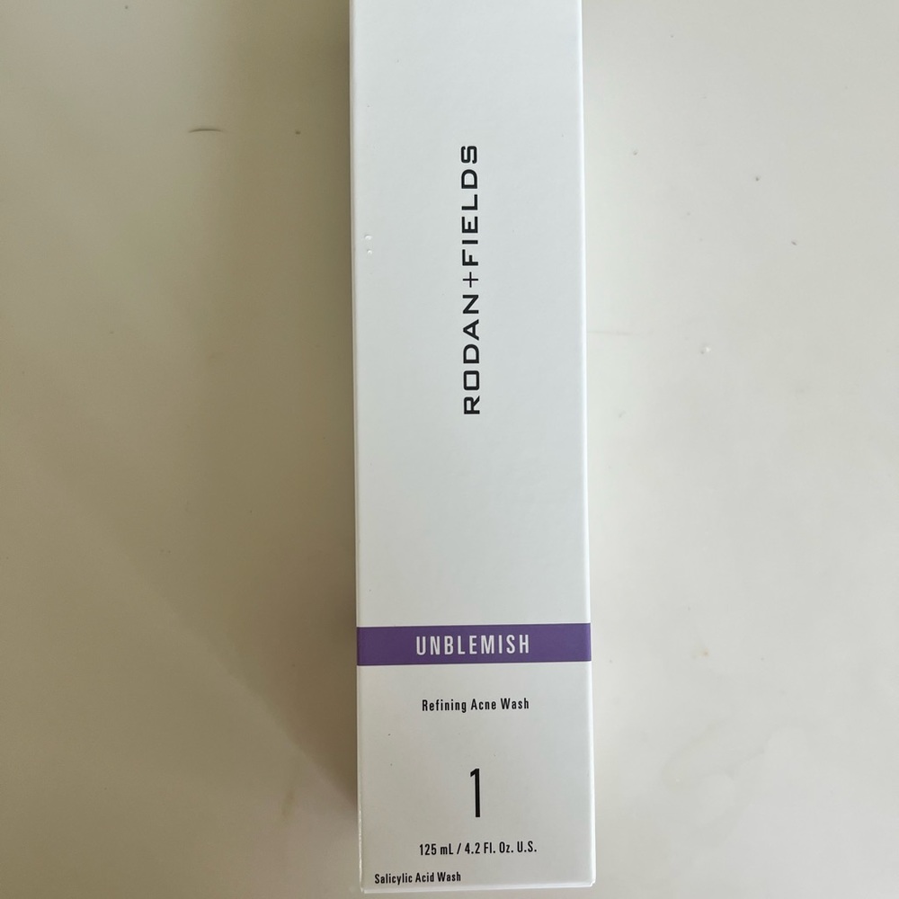 Rodan + Fields Refining Acne Wash